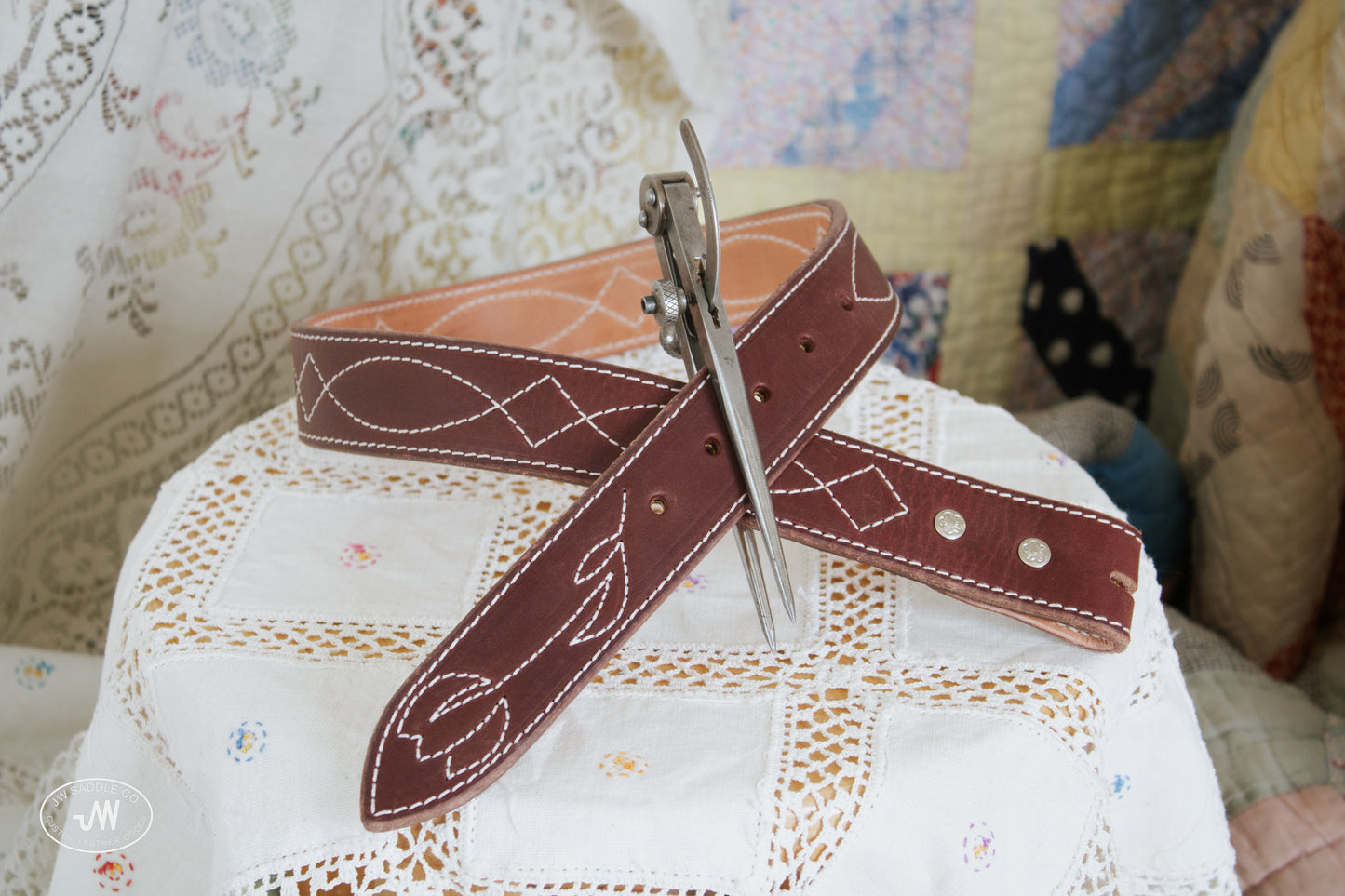 Latigo Half Tulip Gunslinger Belt 29"