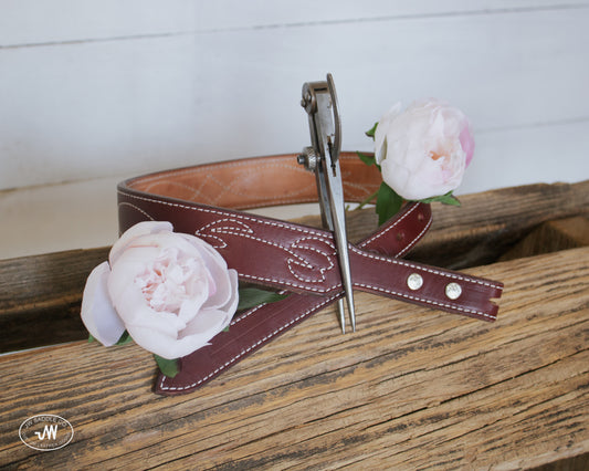 Latigo Half Tulip Stitched Tapered Belt 27"